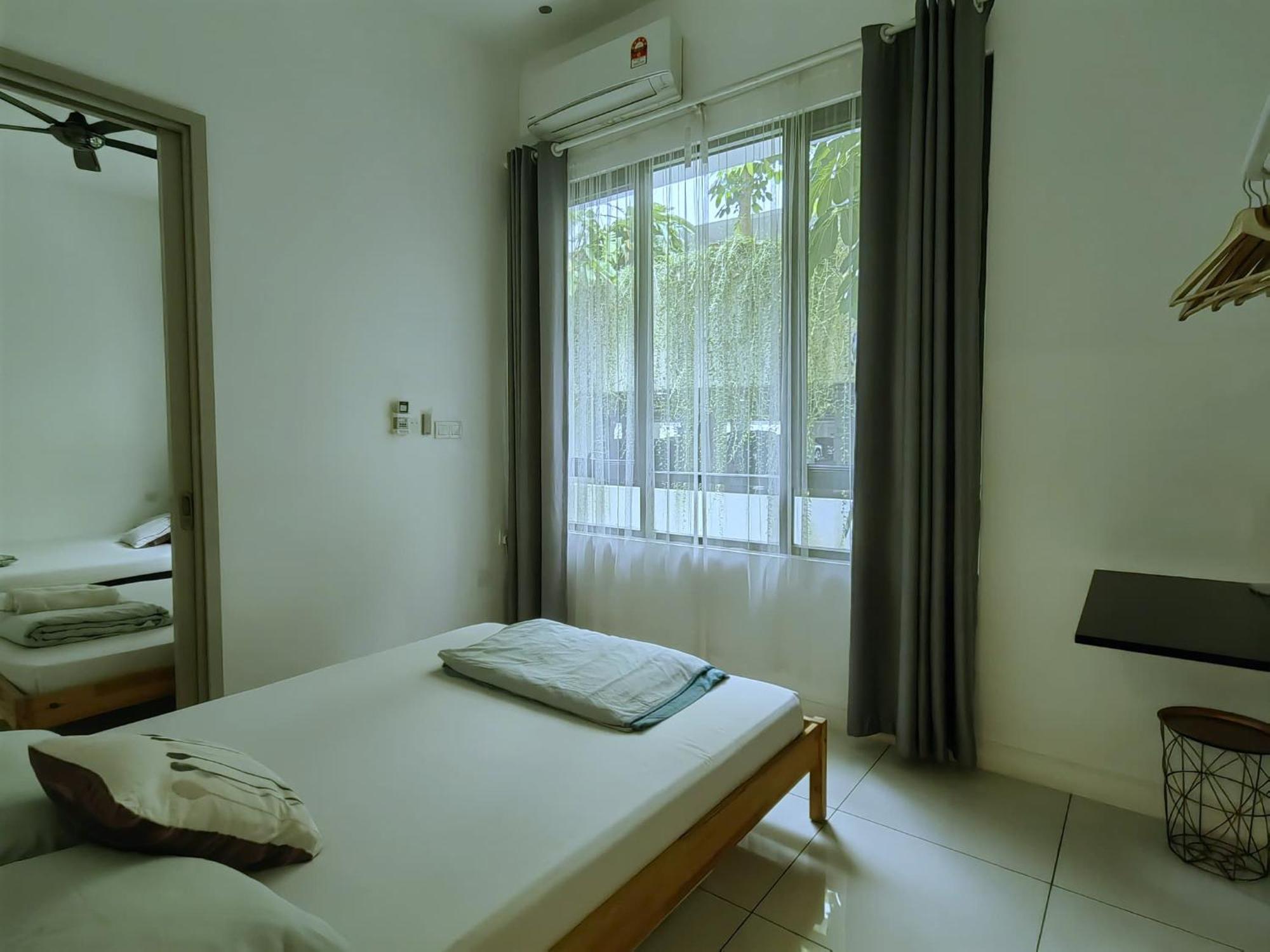 Homezstay Soho Timesquare Miri Bagian luar foto